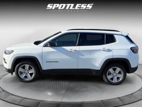 Another view of 2022 Jeep Compass Latitude for sale in San Antonio, TX at Spotless Auto Loop 1604