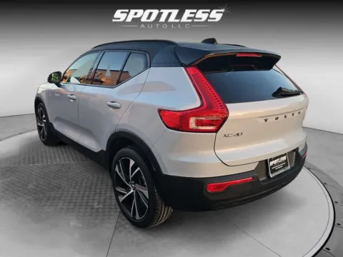 More photos of 2021 Volvo XC40 T5 R-Design at Spotless Auto Loop 1604, TX