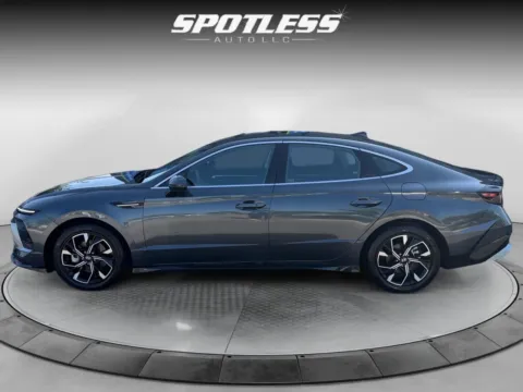 Another view of 2025 Hyundai SONATA SEL for sale in San Antonio, TX at Spotless Auto Loop 1604