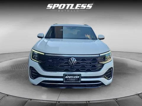 More photos of 2024 Volkswagen Atlas Cross Sport SEL Premium R-Line 4Motion at Spotless Auto Loop 1604, TX