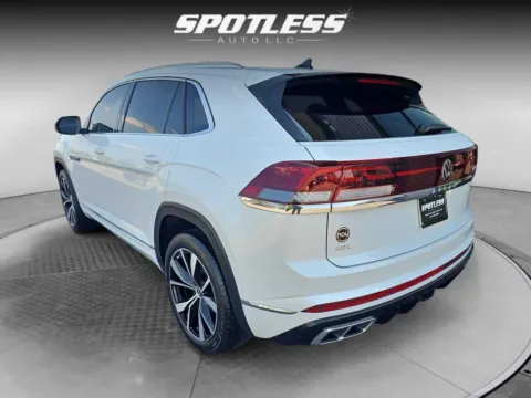More photos of 2024 Volkswagen Atlas Cross Sport SEL Premium R-Line 4Motion at Spotless Auto Loop 1604, TX