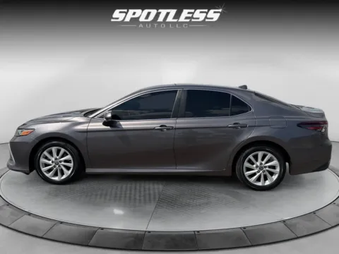 More photos of 2022 Toyota Camry LE at Spotless Auto Loop 1604, TX