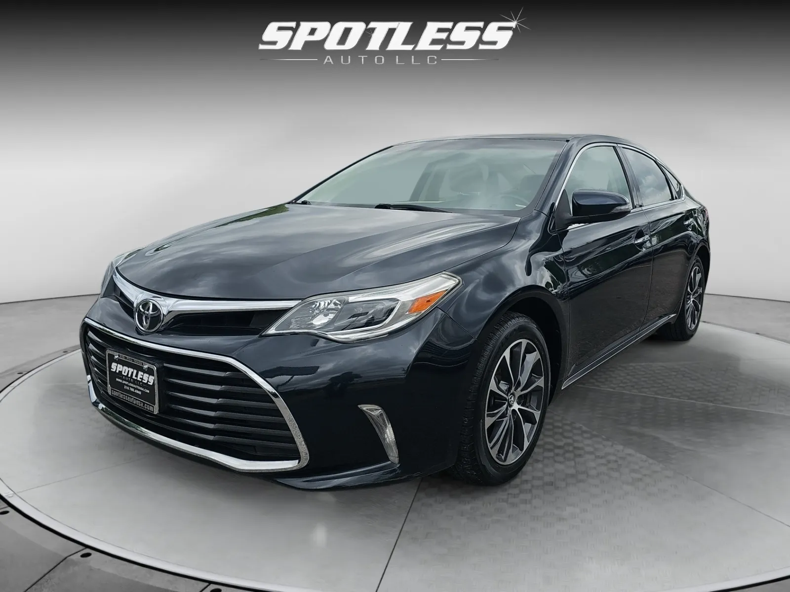 2016 Toyota Avalon XLE Plus for sale in San Antonio, TX