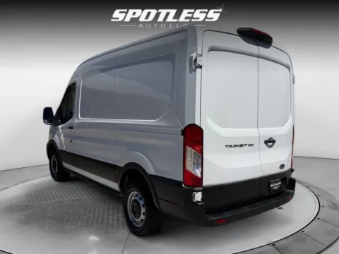 More photos of 2022 Ford Transit 250 at Spotless Auto Loop 1604, TX