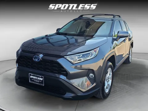 Gray 2020 Toyota RAV4 Hybrid XLE for sale in San Antonio, TX