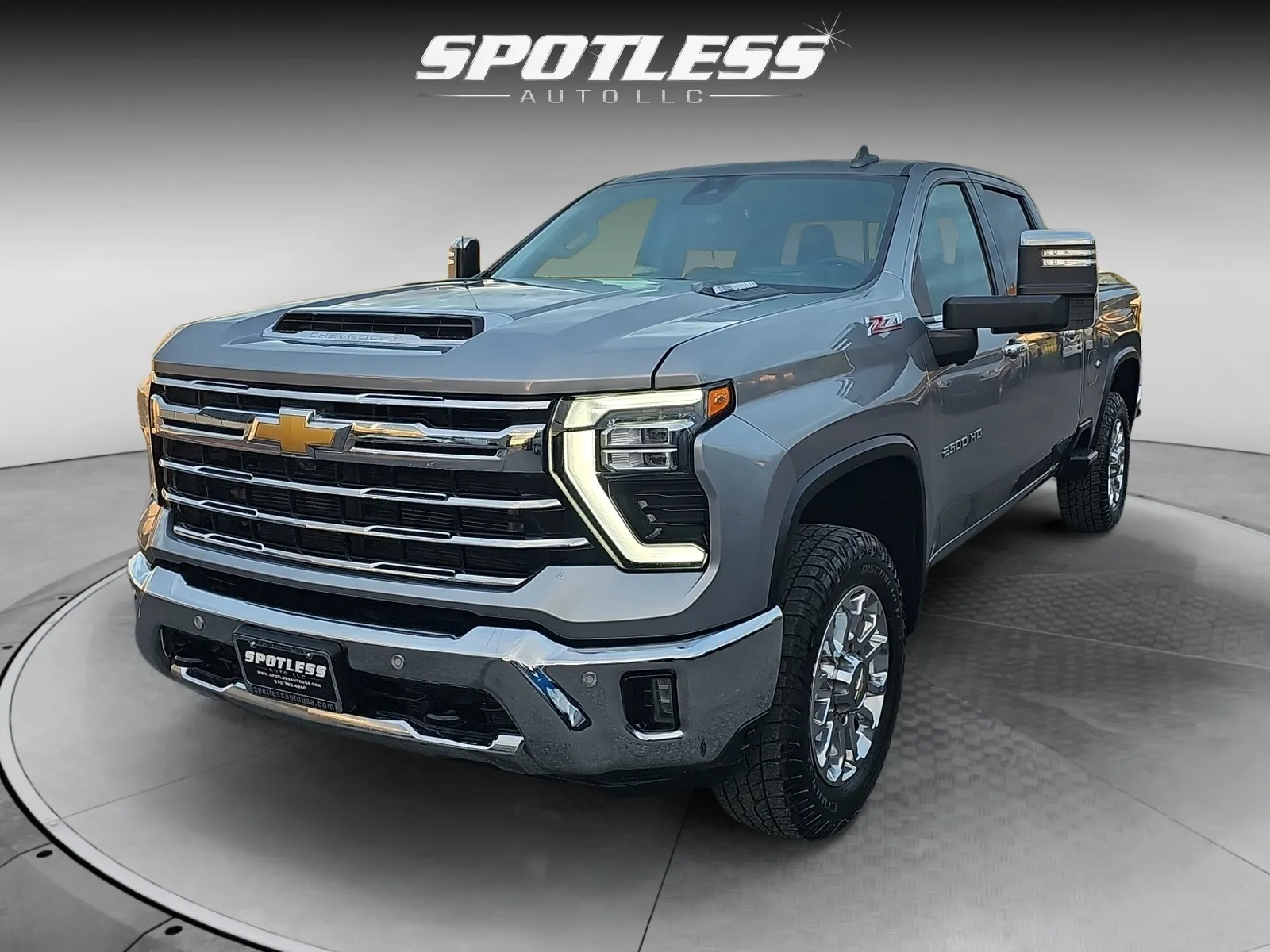 Gray 2024 Chevrolet Silverado 2500HD LTZ for sale in San Antonio, TX