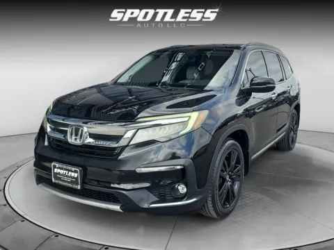 Black 2019 Honda Pilot Elite for sale in San Antonio, TX