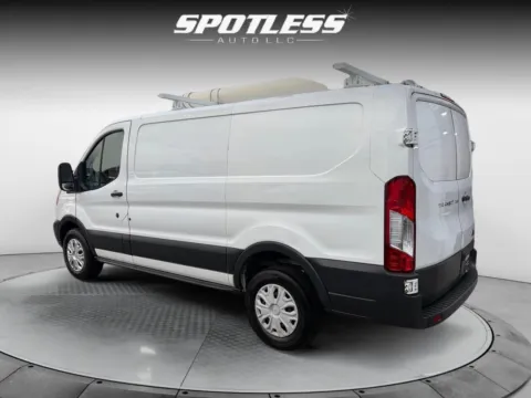 More photos of 2018 Ford Transit 250 at Spotless Auto Loop 1604, TX