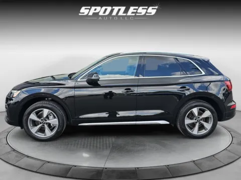 Another view of 2023 Audi Q5 quattro Premium Plus 40 TFSI for sale in San Antonio, TX at Spotless Auto Loop 1604