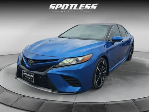 Blue 2018 Toyota Camry XSE V6 for sale in San Antonio, TX