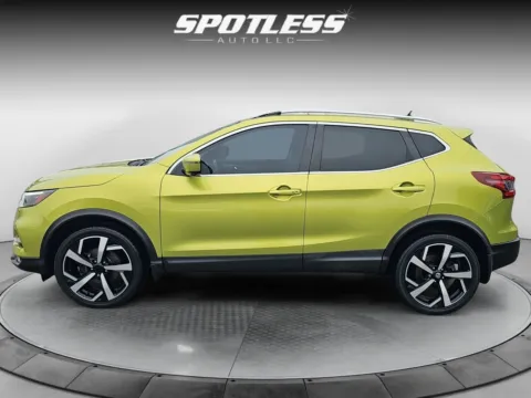 Another view of 2020 Nissan Rogue Sport SL for sale in San Antonio, TX at Spotless Auto Loop 1604