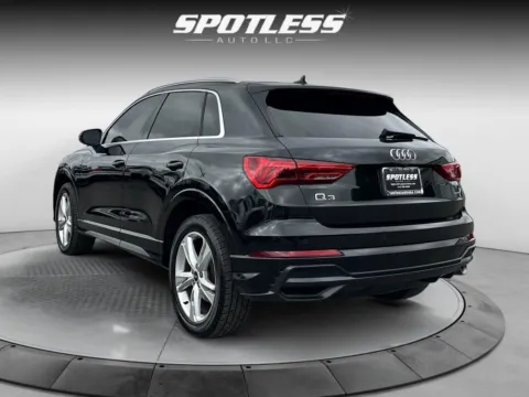 More photos of 2022 Audi Q3 quattro S line Premium 45 TFSI at Spotless Auto Loop 1604, TX