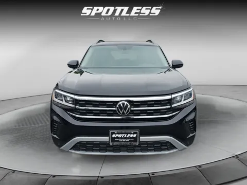 More photos of 2022 Volkswagen Atlas V6 SE 4Motion at Spotless Auto Loop 1604, TX