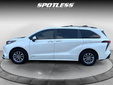 Another view of 2021 Toyota Sienna XLE 8-Passenger for sale in San Antonio, TX at Spotless Auto Loop 1604