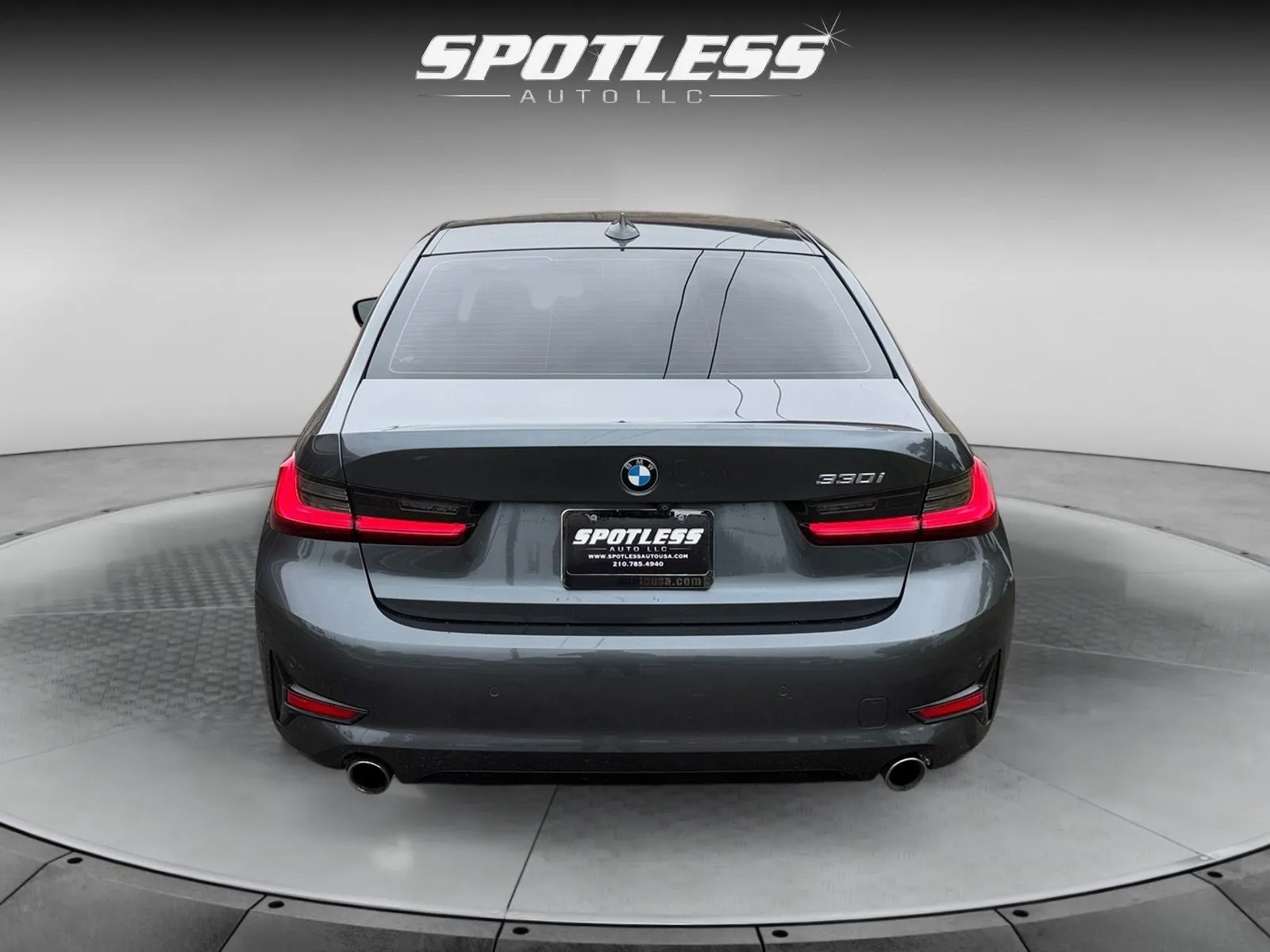 BMW 3 Series photo 6