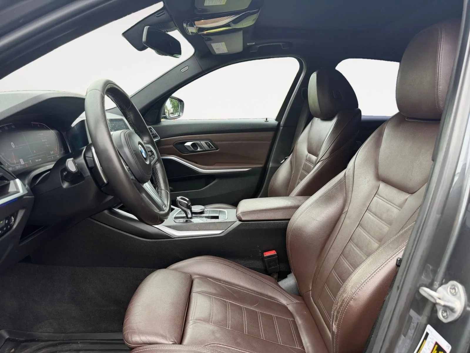 BMW 3 Series photo 19