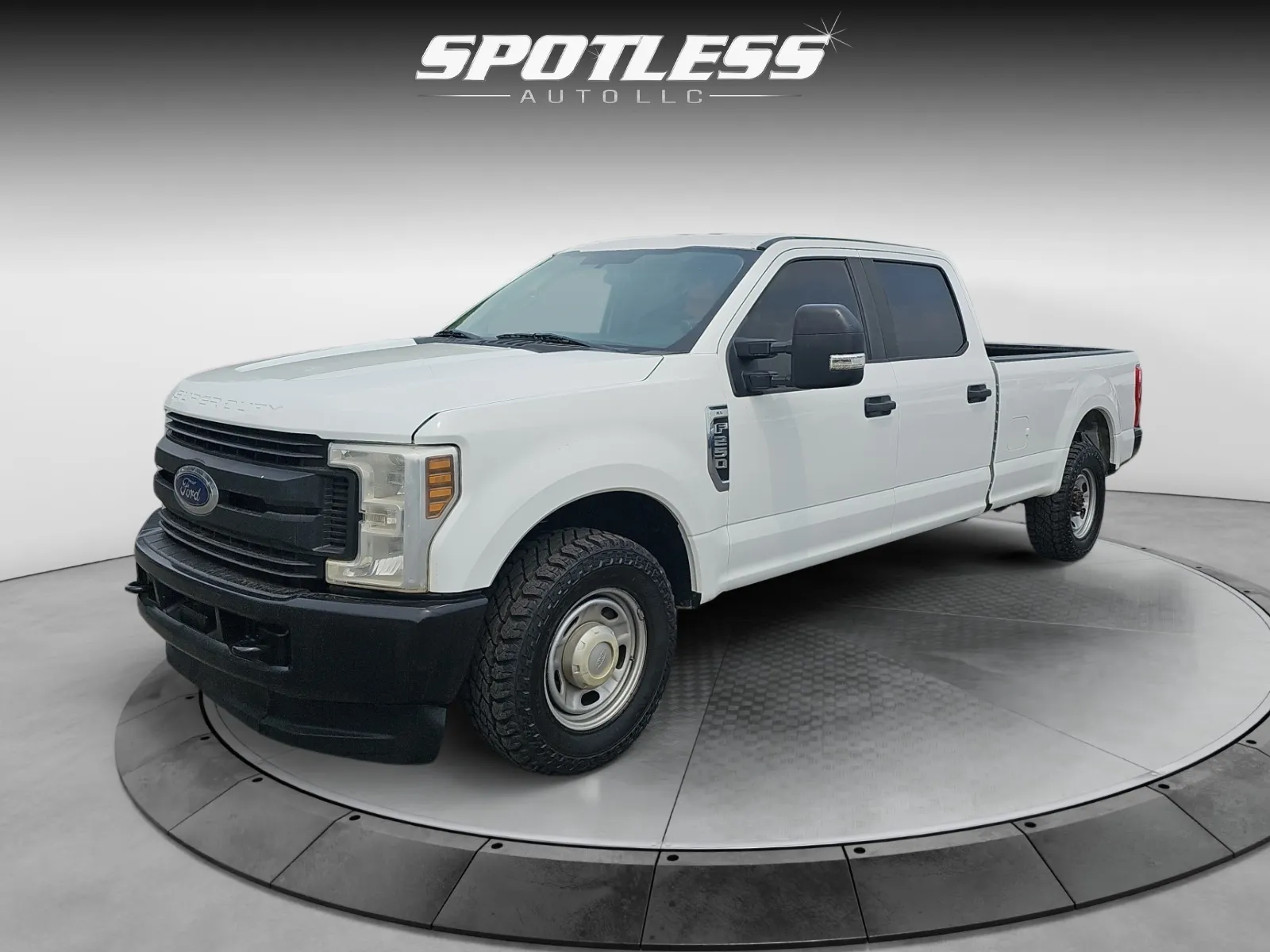 White 2018 Ford F-250 Super Duty XL for sale in San Antonio, TX