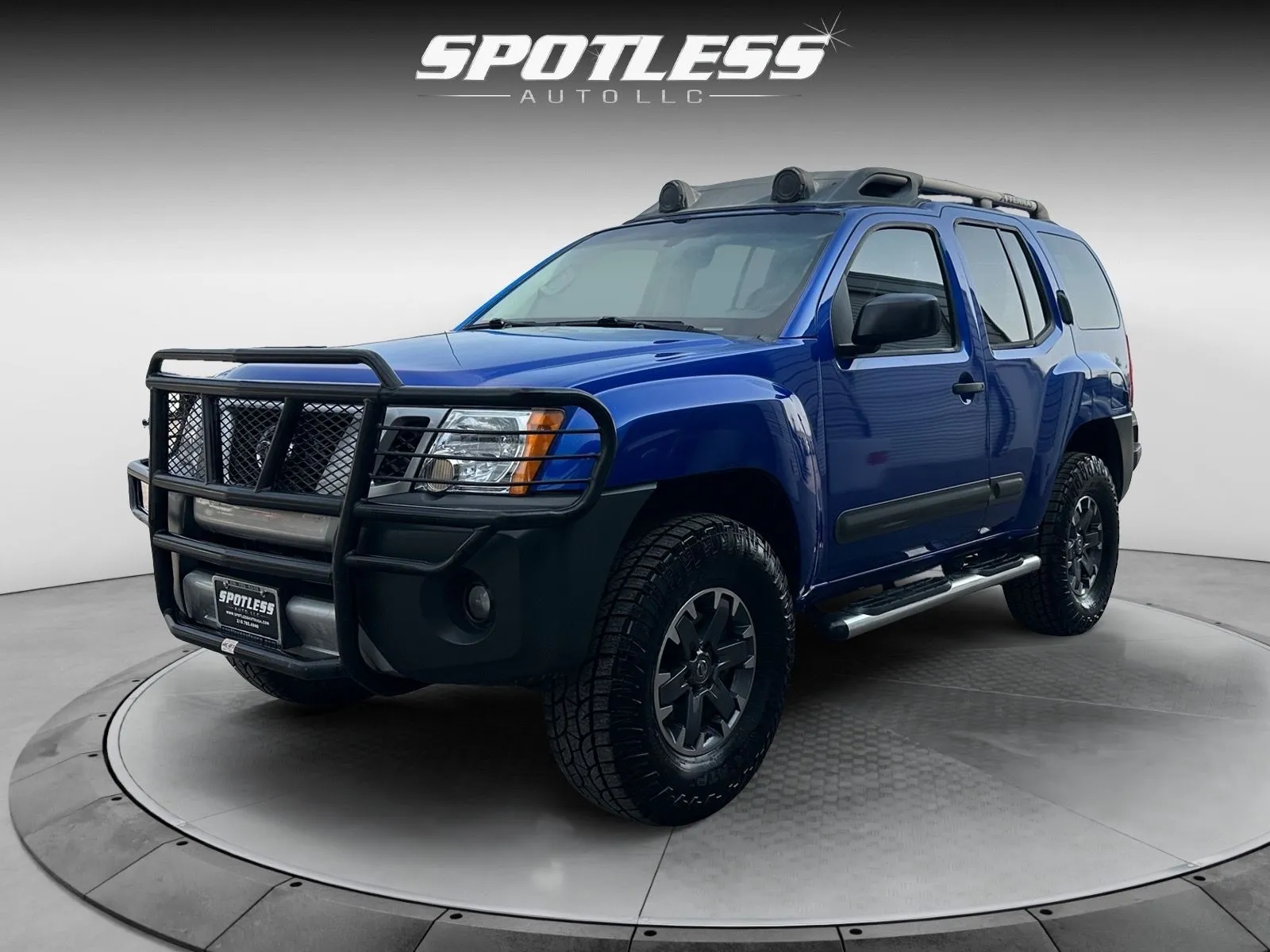 Blue 2015 Nissan Xterra PRO-4X for sale in San Antonio, TX