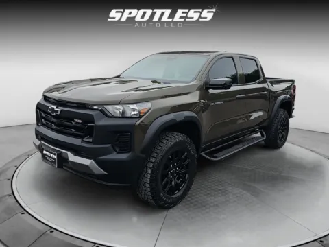 Brown 2023 Chevrolet Colorado Trail Boss for sale in San Antonio, TX