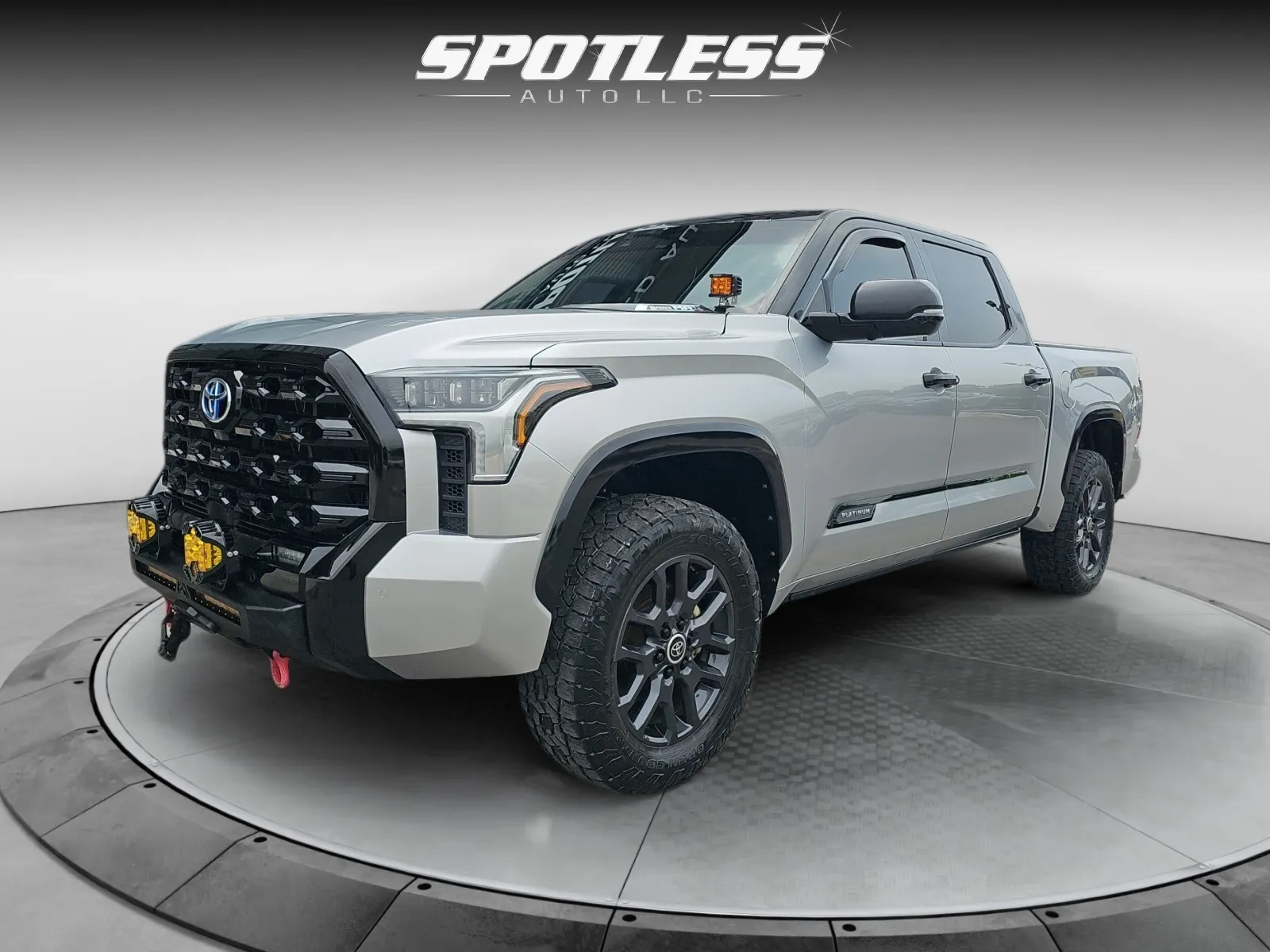 Silver 2023 Toyota Tundra Platinum HV for sale in San Antonio, TX