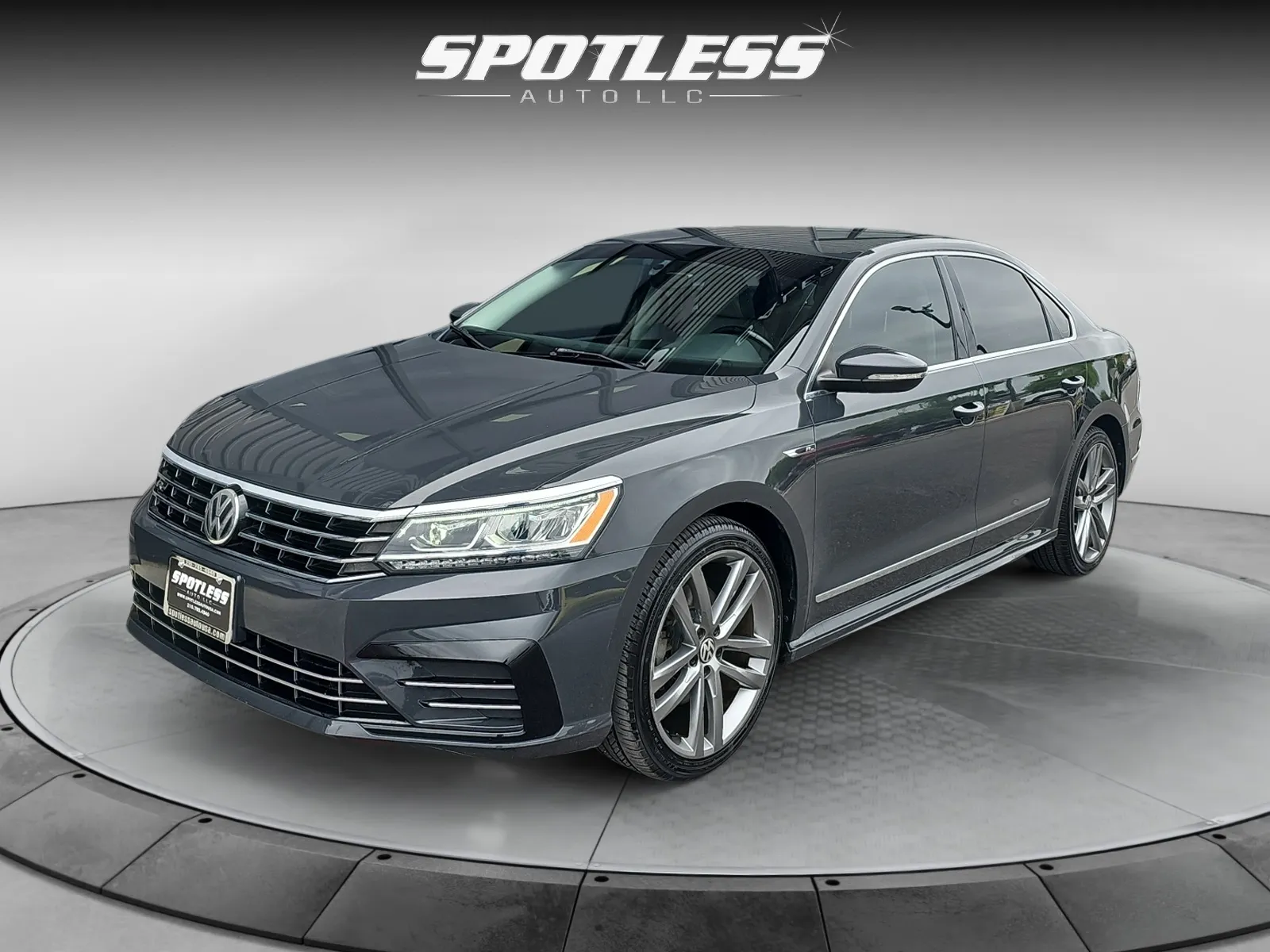 Gray 2017 Volkswagen Passat 1.8T R-Line for sale in San Antonio, TX
