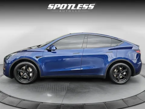 Another view of 2021 Tesla Model Y Long Range for sale in San Antonio, TX at Spotless Auto Loop 1604
