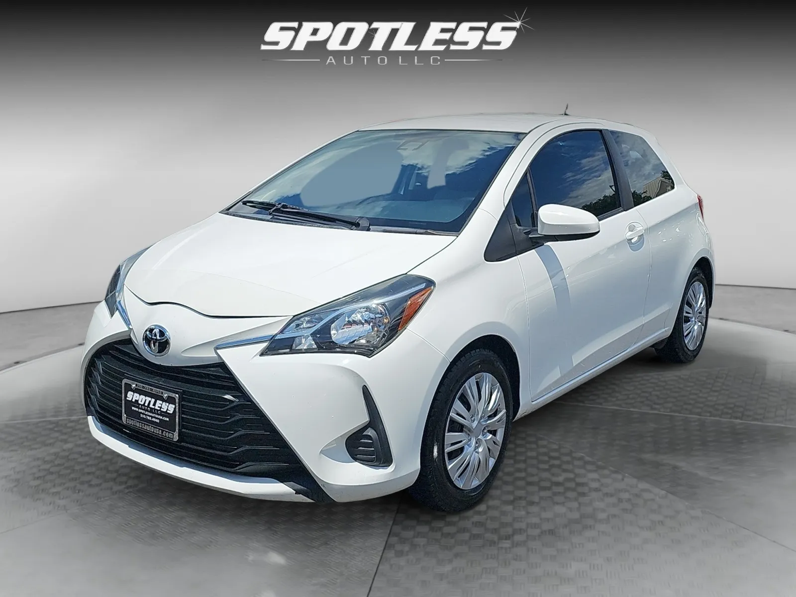 White 2018 Toyota Yaris CE for sale in San Antonio, TX