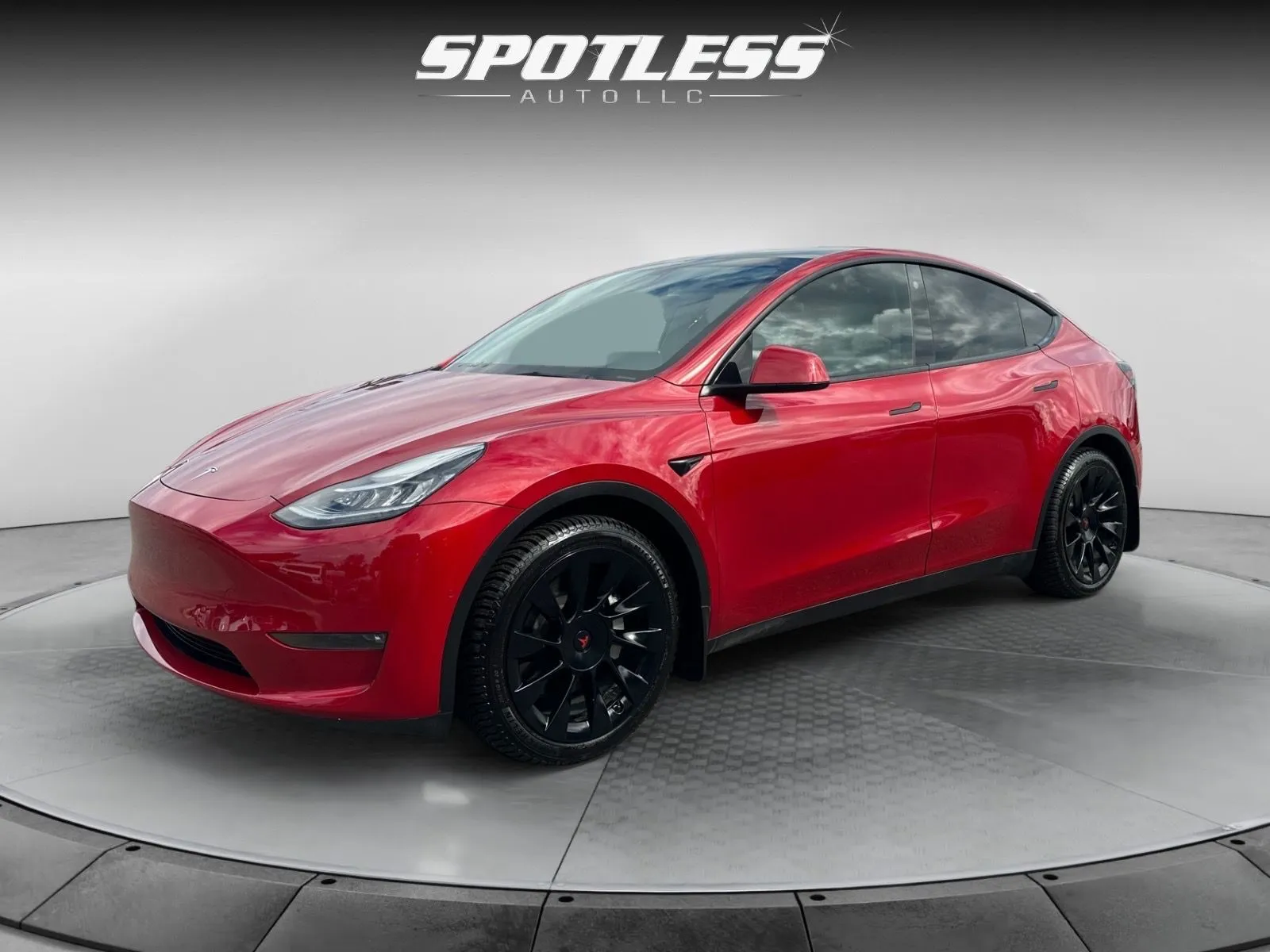 Red 2021 Tesla Model Y Long Range for sale in San Antonio, TX
