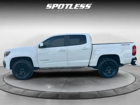 Another view of 2022 Chevrolet Colorado LT for sale in San Antonio, TX at Spotless Auto Loop 1604
