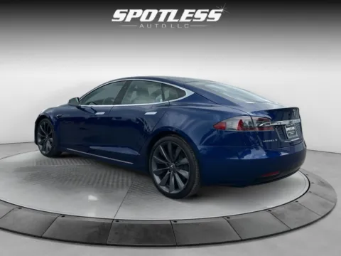 More photos of 2017 Tesla Model S at Spotless Auto Loop 1604, TX