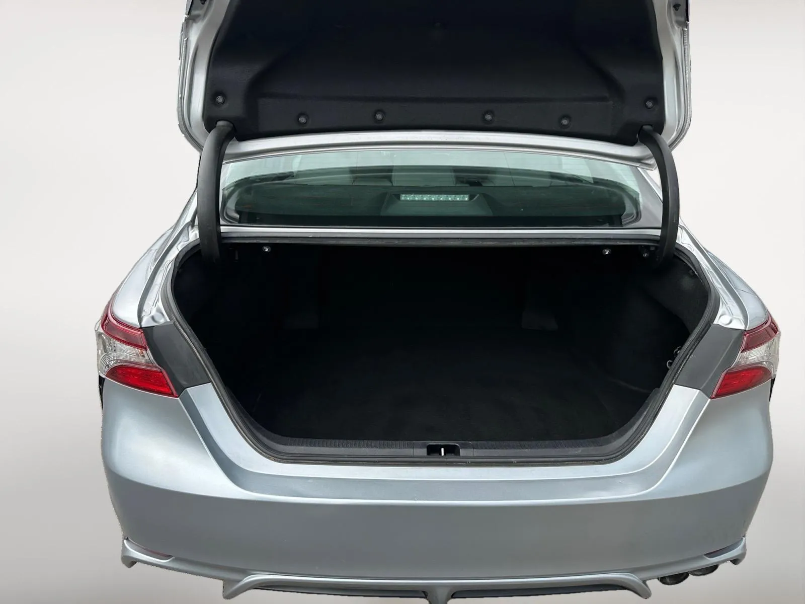 Toyota Camry photo 25