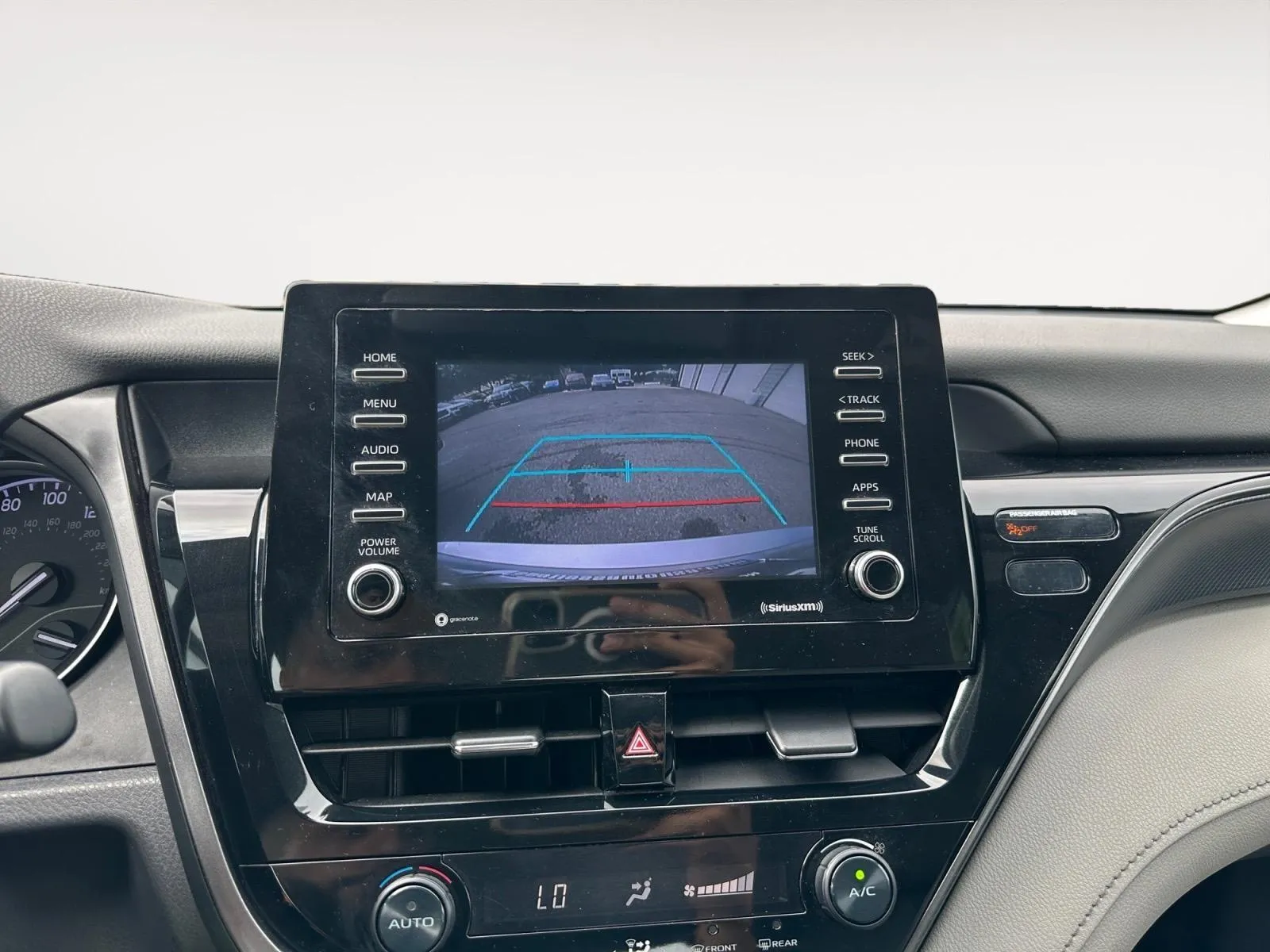 Toyota Camry photo 23