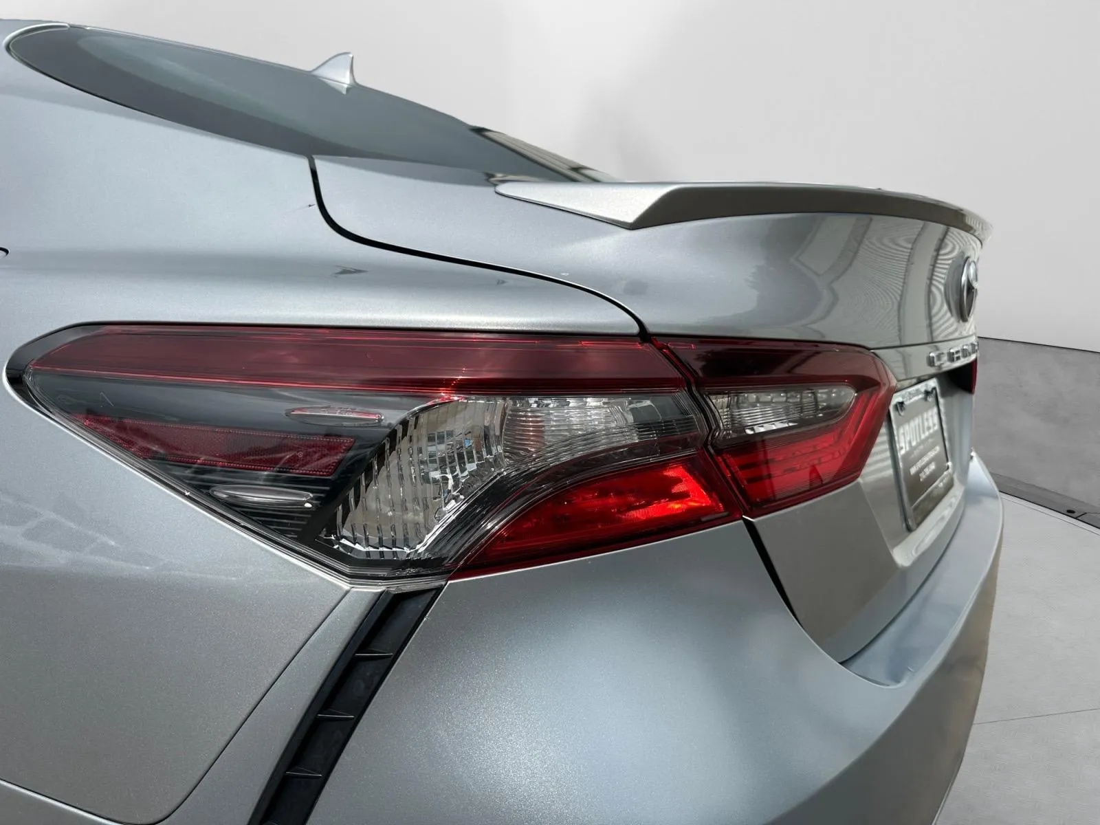Toyota Camry photo 13