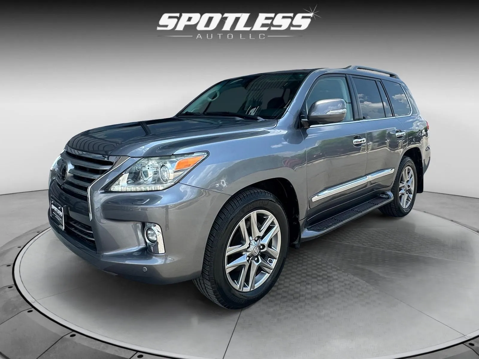 Gray 2014 Lexus LX 570 for sale in San Antonio, TX