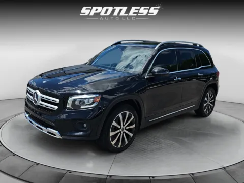 Another view of 2020 Mercedes-Benz GLB 250 for sale in San Antonio, TX at Spotless Auto Loop 1604