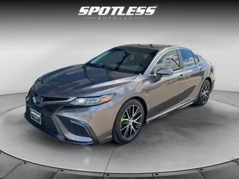 Gray 2022 Toyota Camry for sale in San Antonio, TX