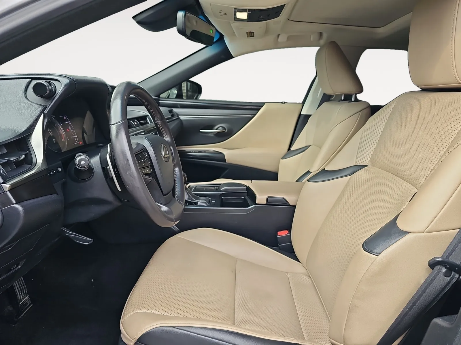 Lexus ES photo 19