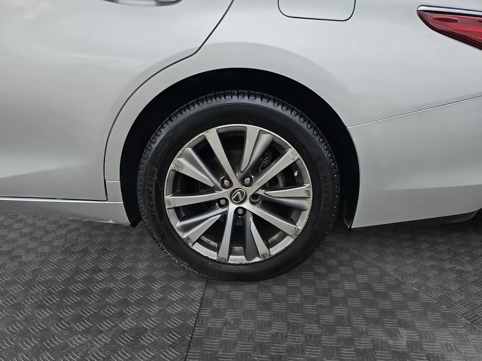 Lexus ES photo 15