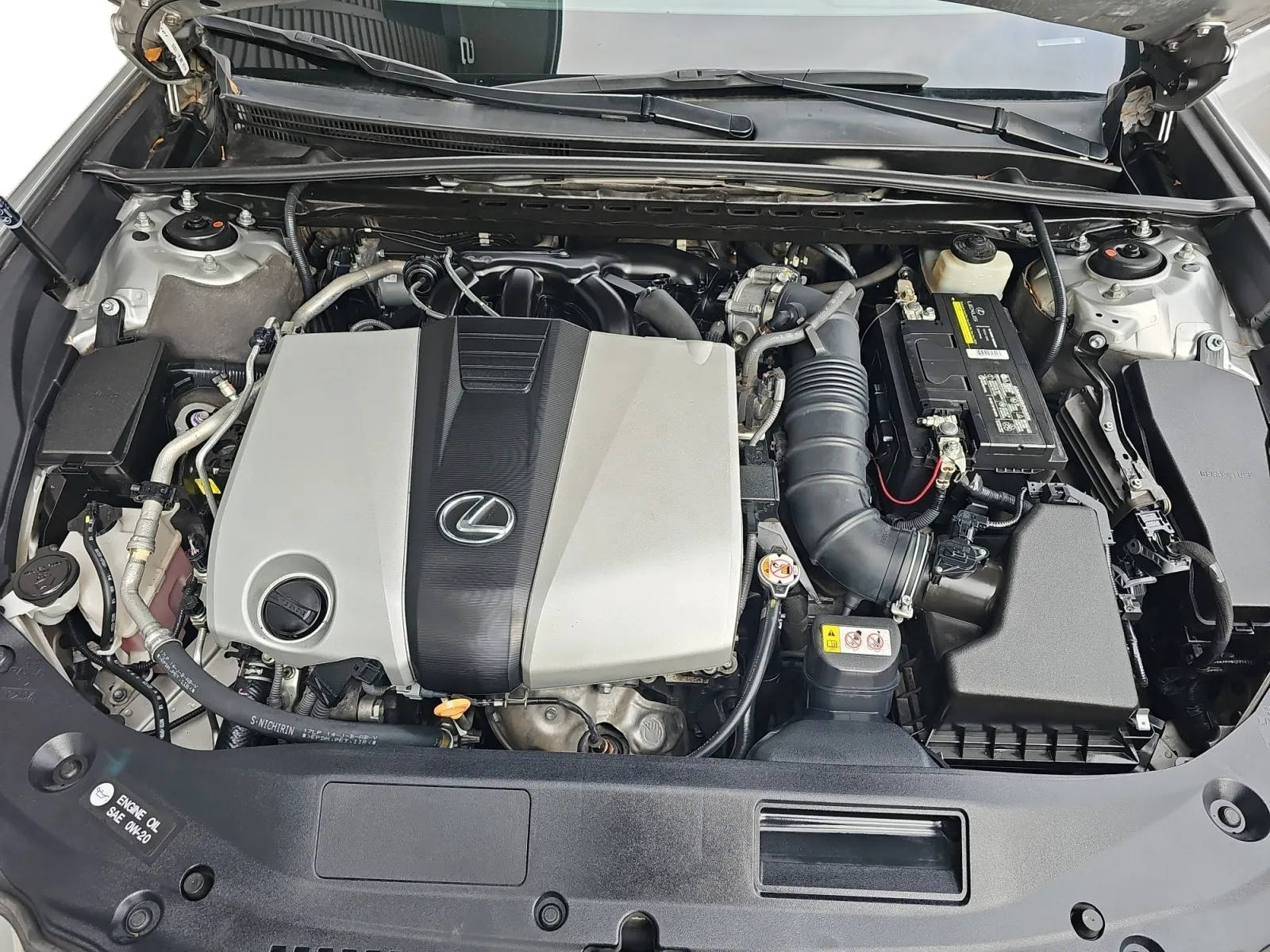 Lexus ES photo 16