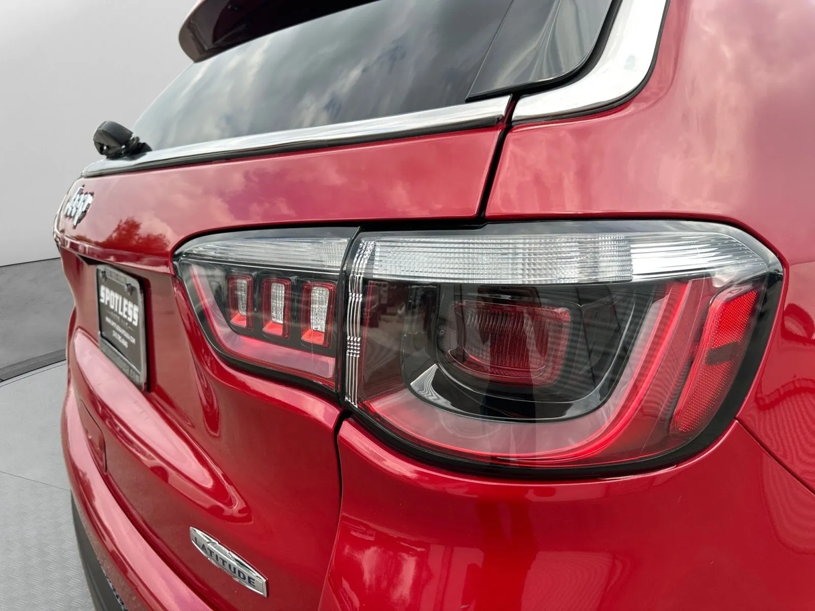 Jeep Compass photo 13