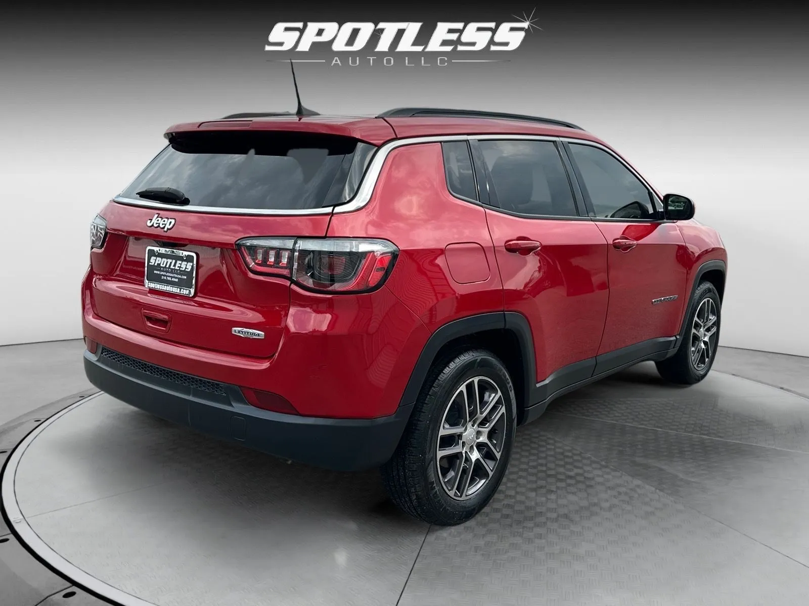 Jeep Compass photo 9