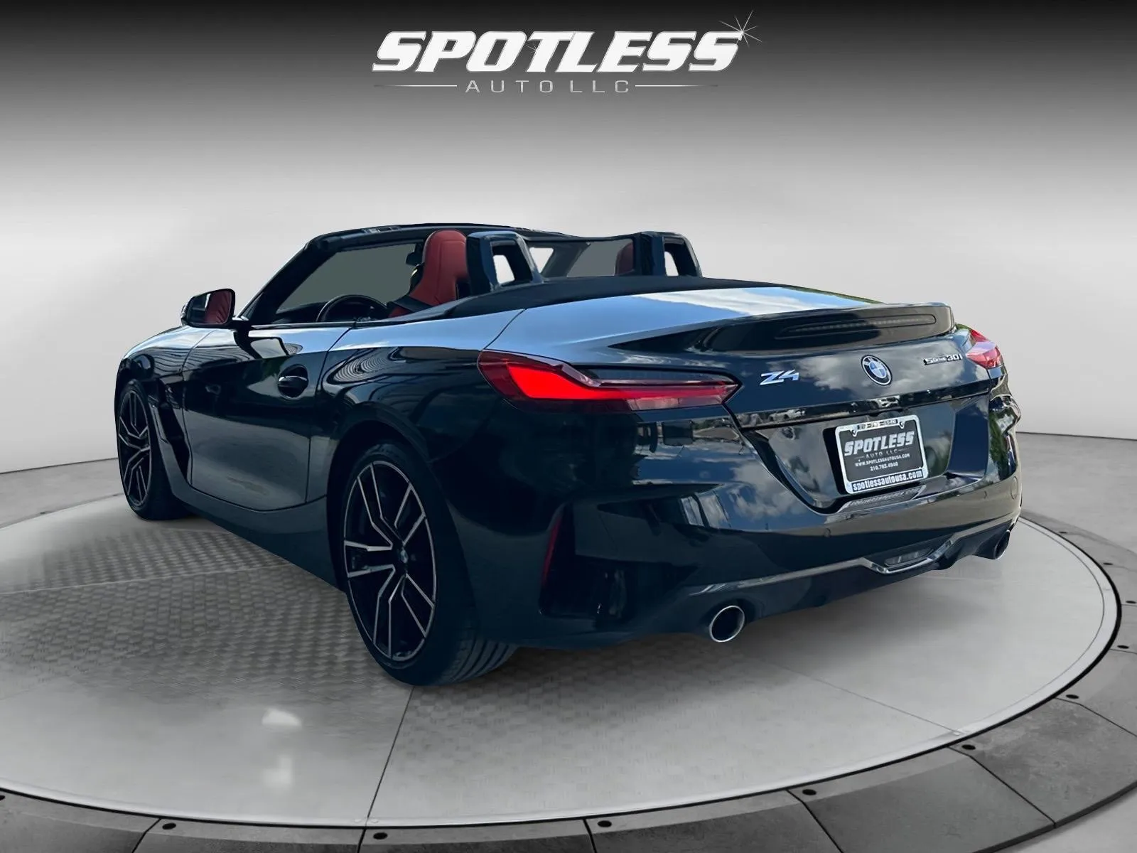 More photos of 2021 BMW Z4 sDrive30i at Spotless Auto Loop 1604, TX