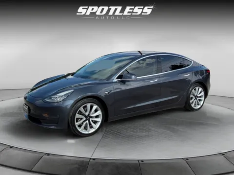 Gray 2018 Tesla Model 3 for sale in San Antonio, TX