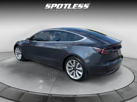 More photos of 2018 Tesla Model 3 at Spotless Auto Loop 1604, TX
