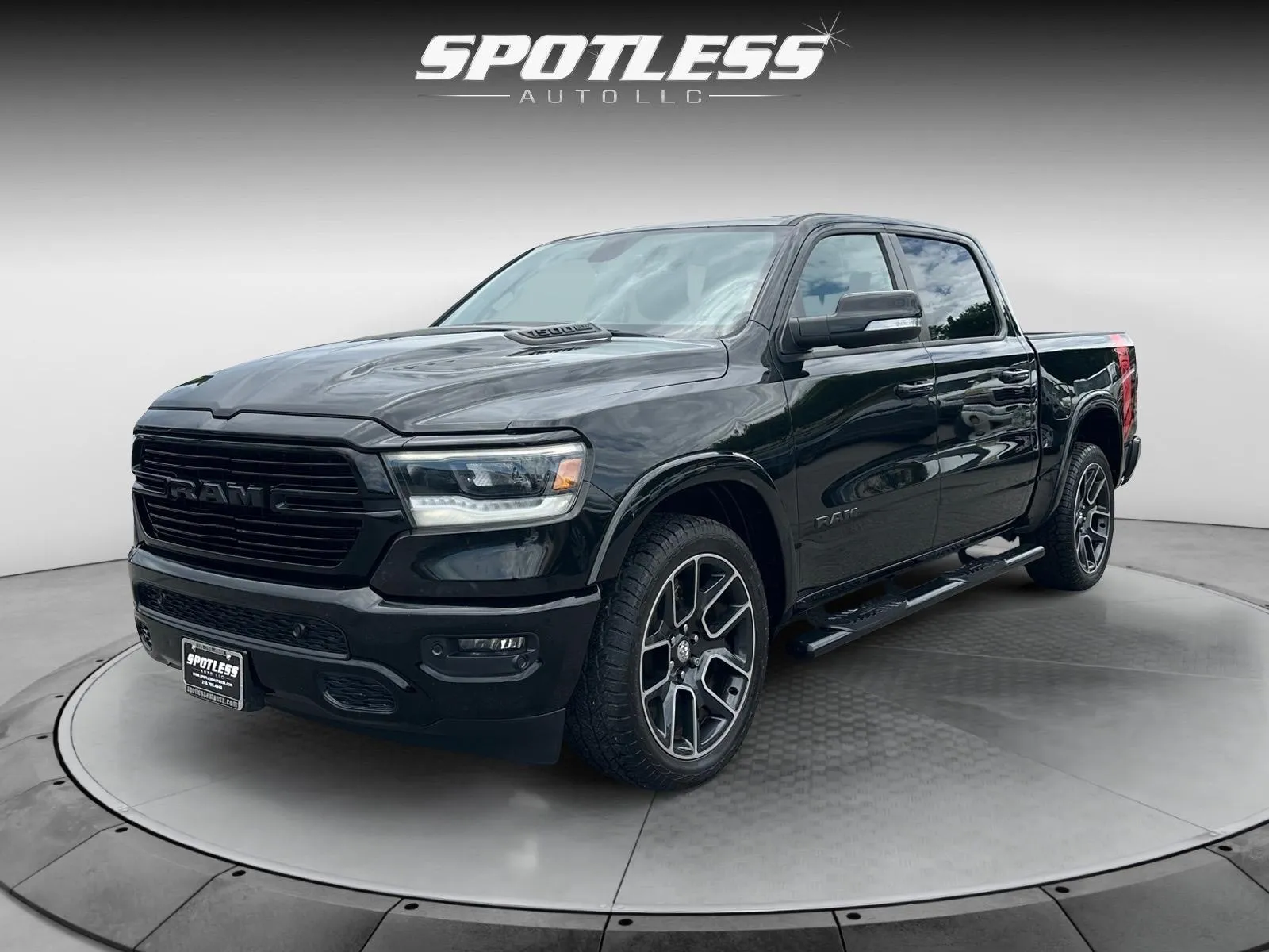 Black 2019 Ram 1500 Laramie for sale in San Antonio, TX