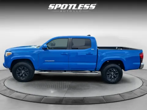 Another view of 2020 Toyota Tacoma SR5 V6 for sale in San Antonio, TX at Spotless Auto Loop 1604
