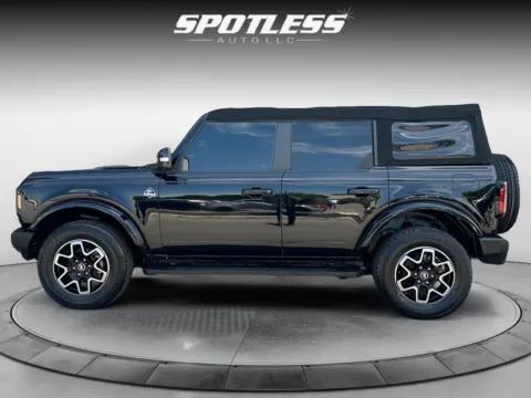 More photos of 2022 Ford Bronco Outer Banks at Spotless Auto Loop 1604, TX