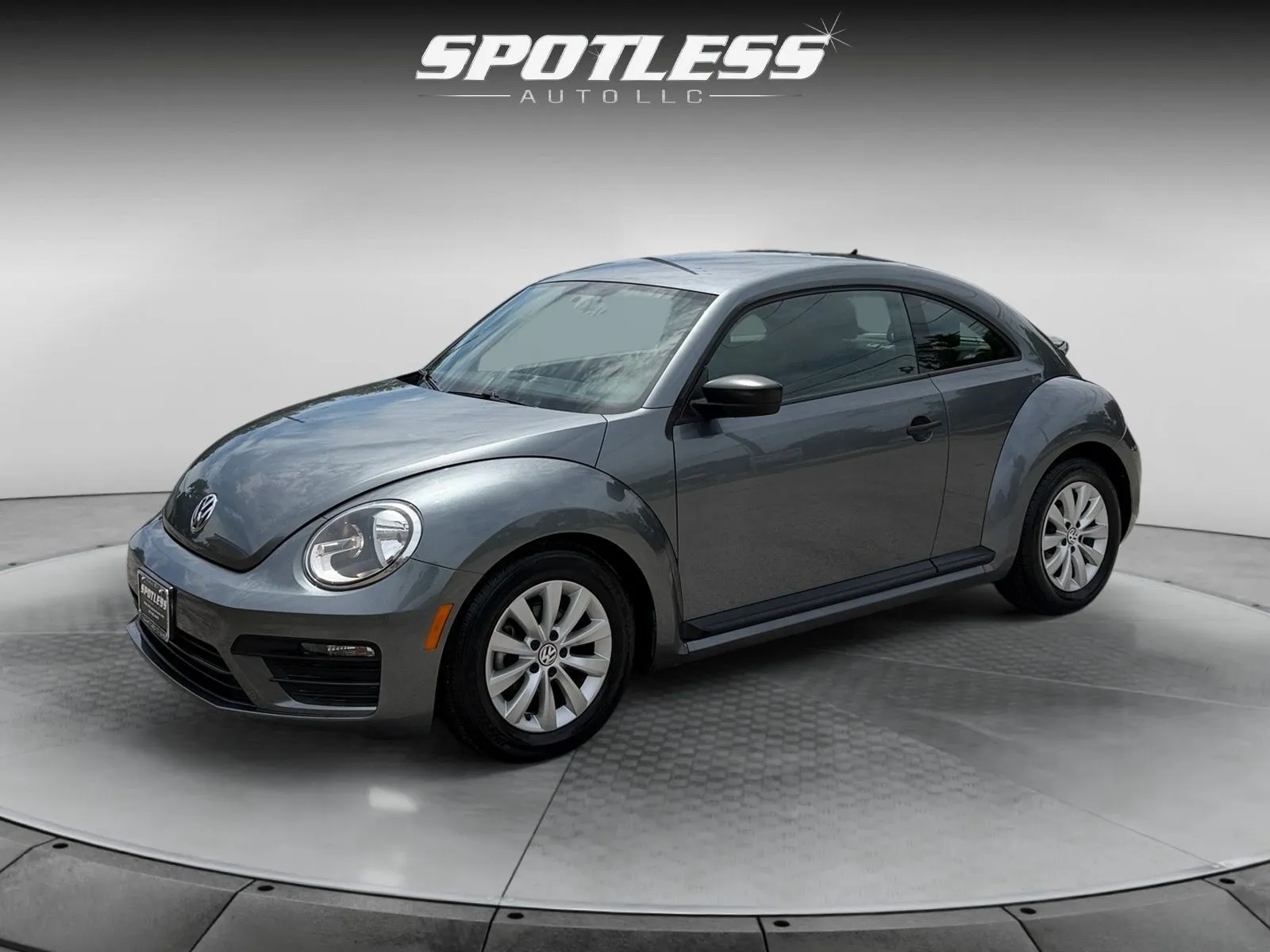 Gray 2018 Volkswagen Beetle for sale in San Antonio, TX