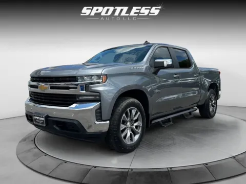 Gray 2020 Chevrolet Silverado 1500 LT for sale in San Antonio, TX