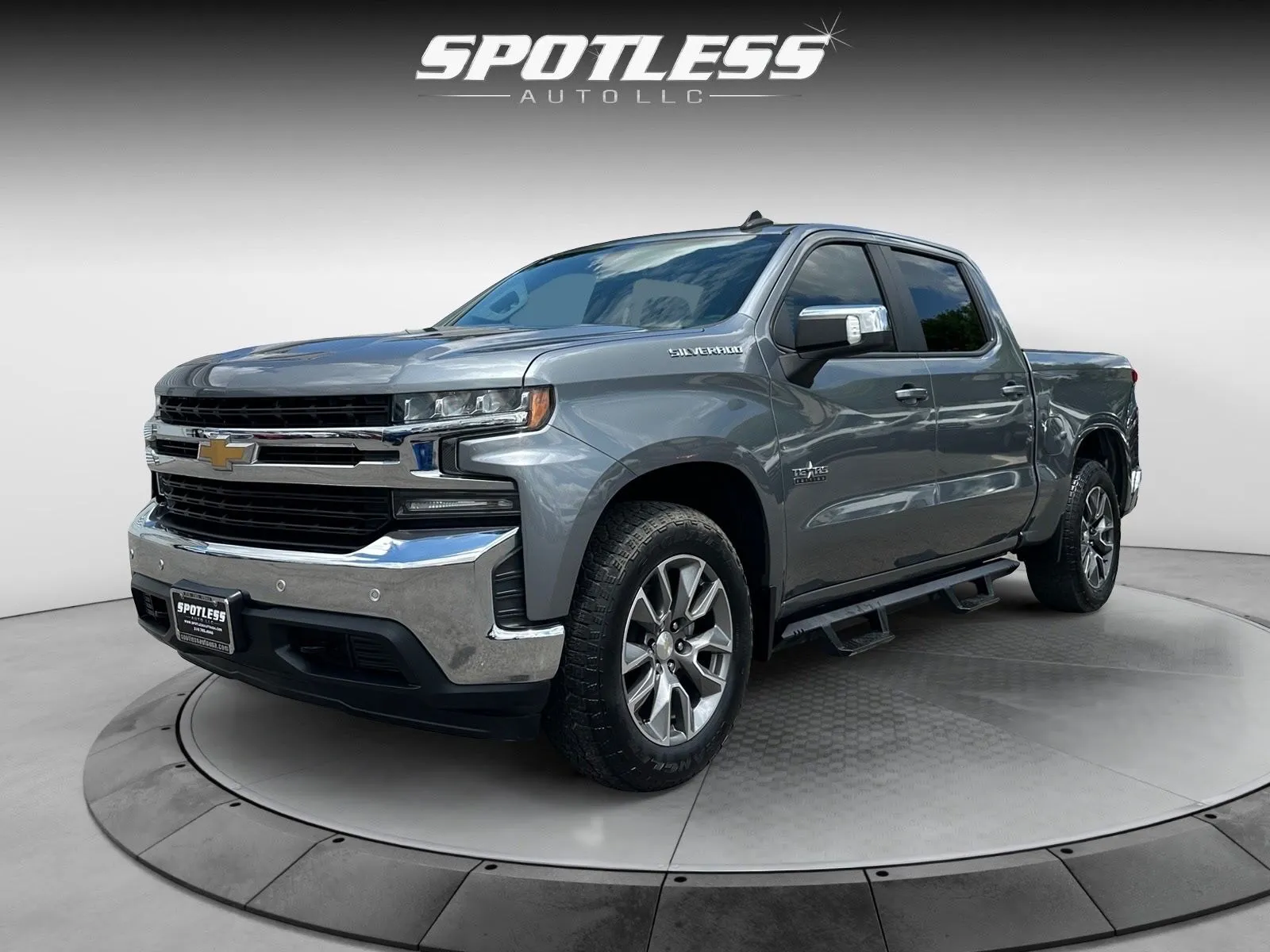 2020 Chevrolet Silverado 1500's photo